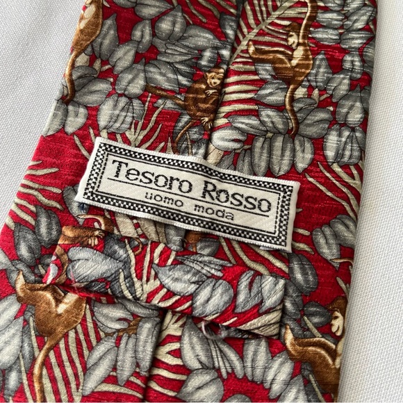 Tesoro Rosso 100% Silk Tie Red Tropical Palm Monkey print - Picture 6 of 6